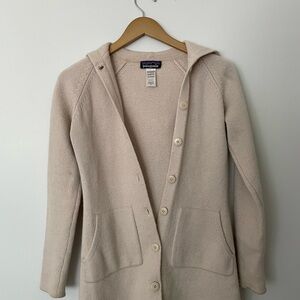 Patagonia Cream Hooded merino sweater